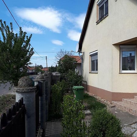 Dyta1 Apartman Apartment Hajduszoboszlo Luaran gambar